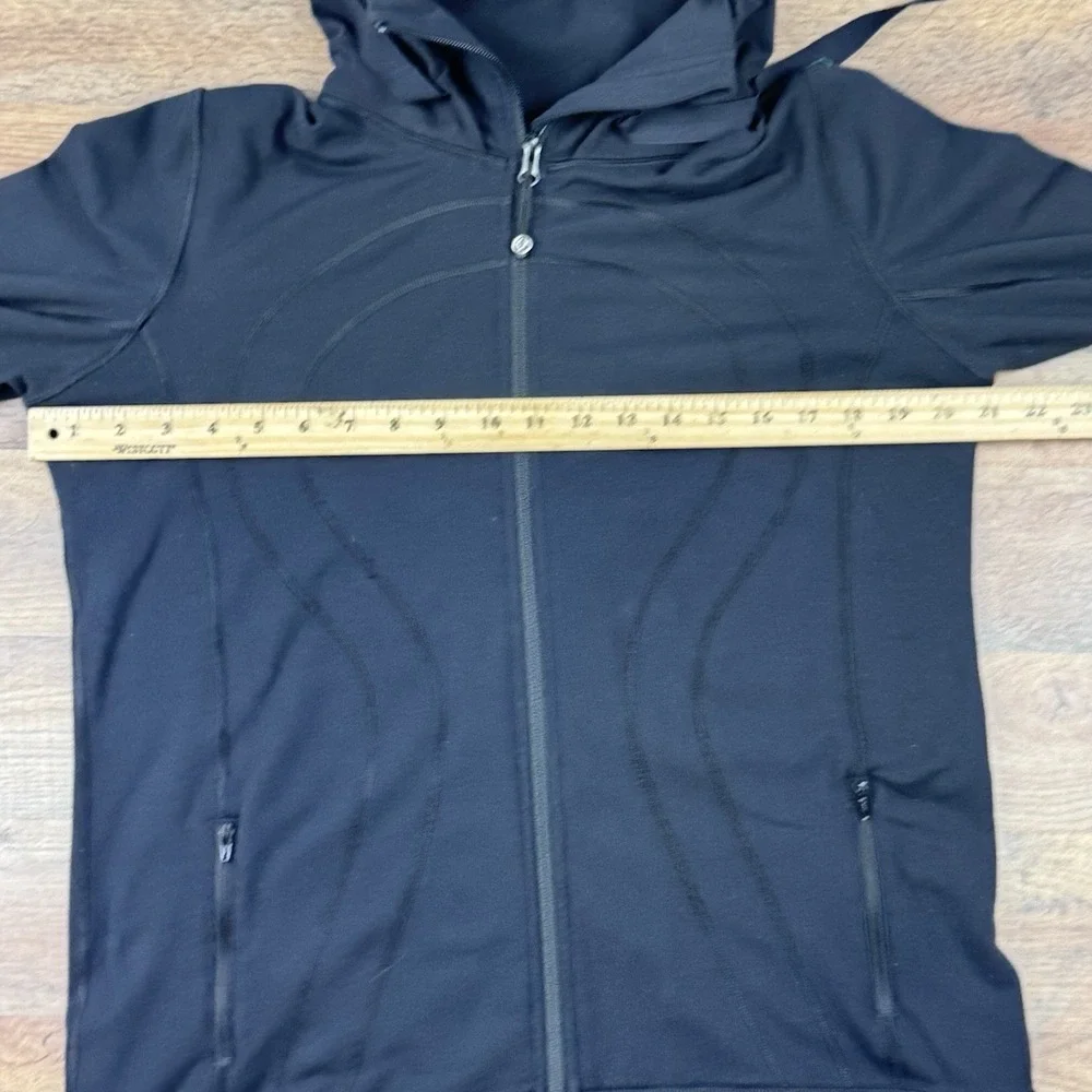Lululemon Women's Stride Jacket Hooded Color Black Size 12 Full Zip